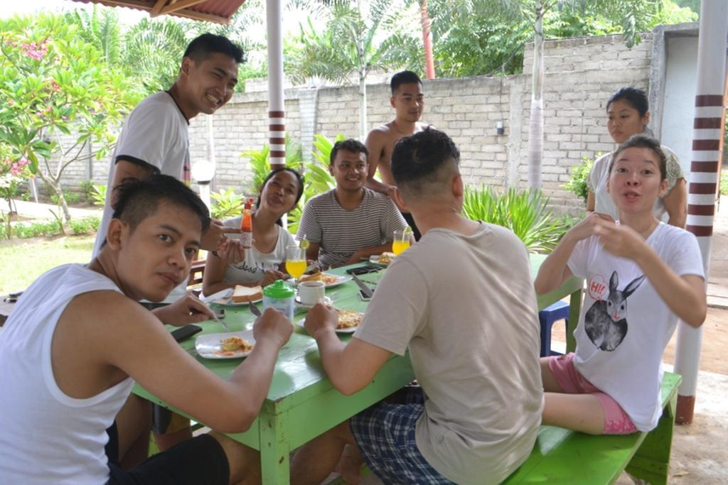 Kiayazo Hotel Gili Trawangan Exterior photo