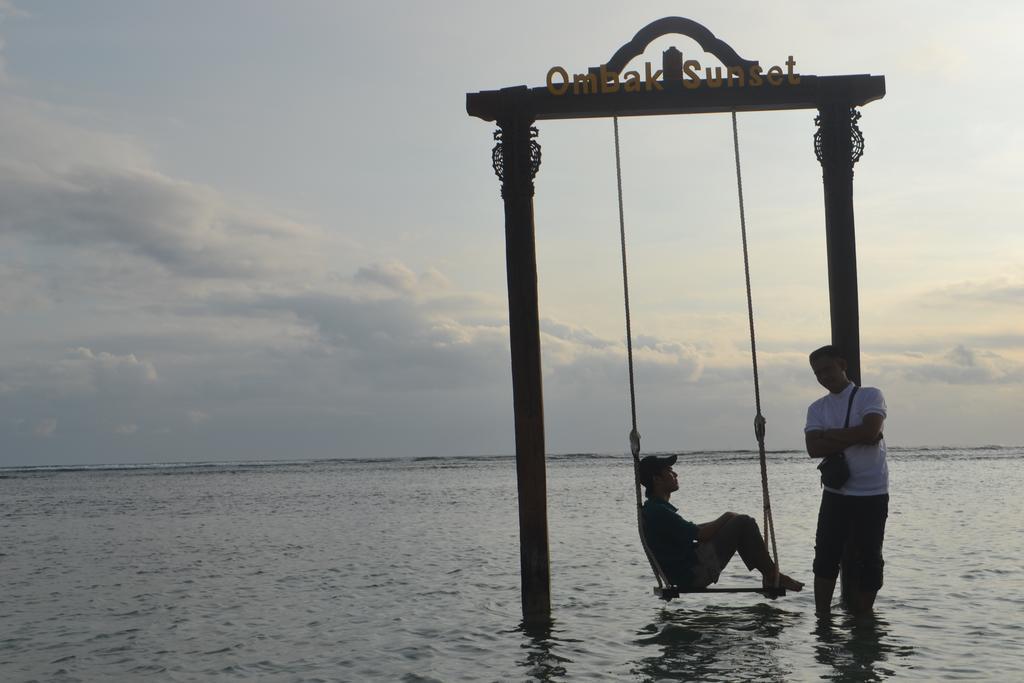 Kiayazo Hotel Gili Trawangan Exterior photo