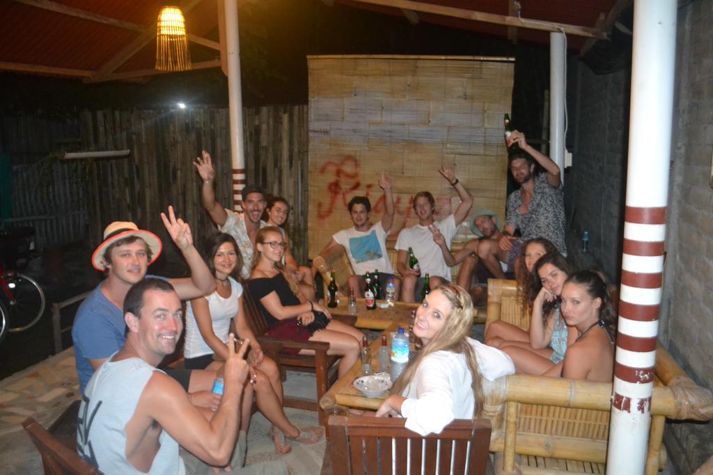 Kiayazo Hotel Gili Trawangan Exterior photo