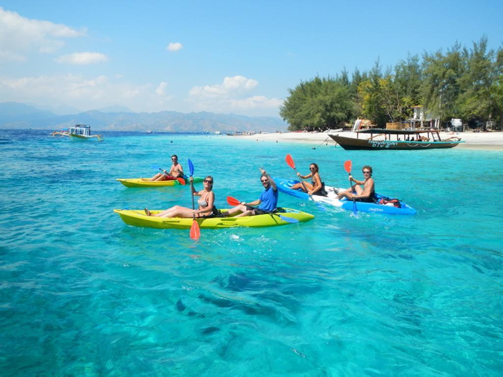 Kiayazo Hotel Gili Trawangan Exterior photo