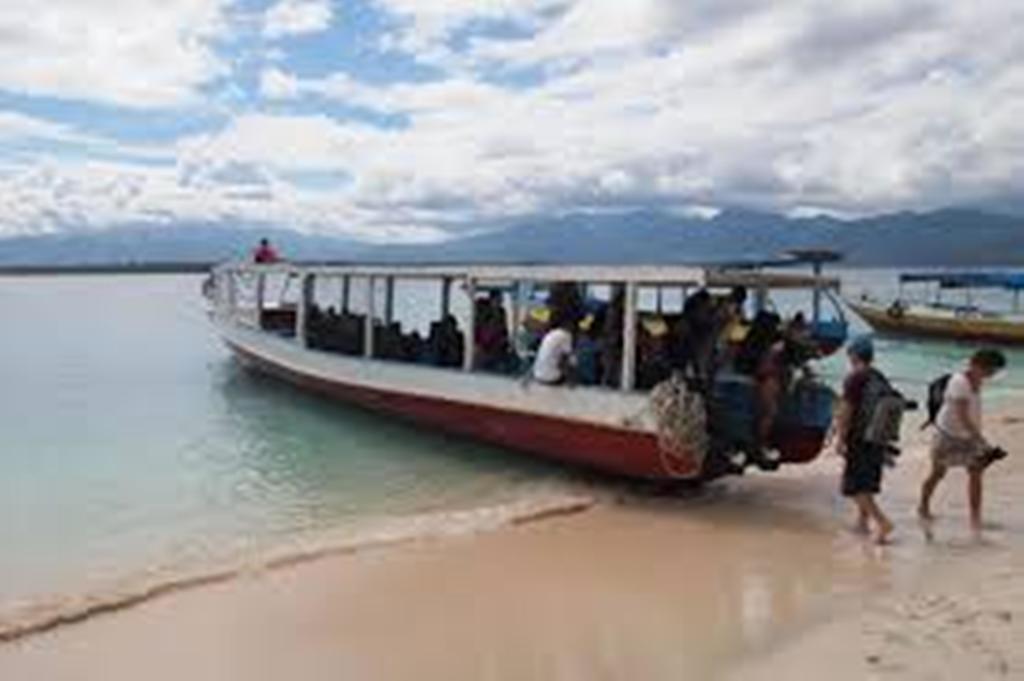 Kiayazo Hotel Gili Trawangan Exterior photo